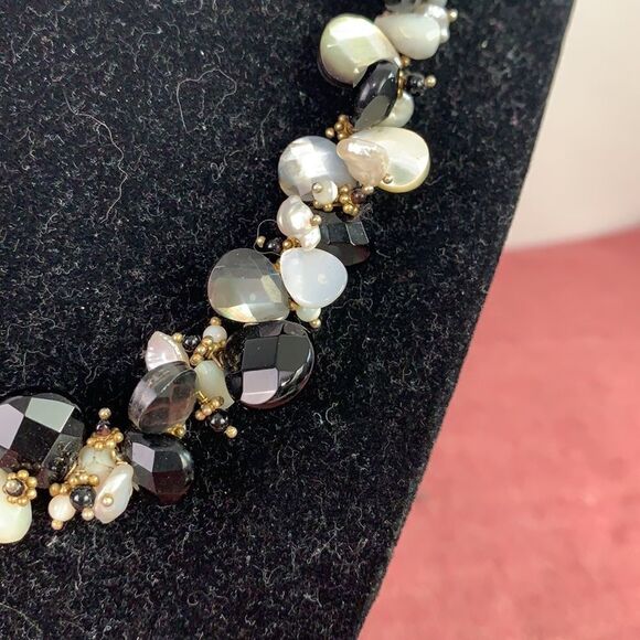 Black onyx abolone mother of pearl necklace - Picture 2 of 6